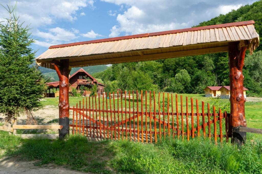 Plav Riverside Village Buitenkant foto